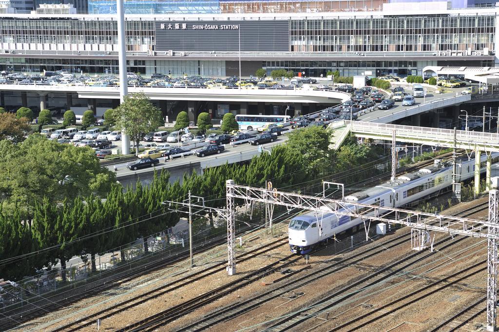 Shin Osaka Station Hotel Annex Buitenkant foto