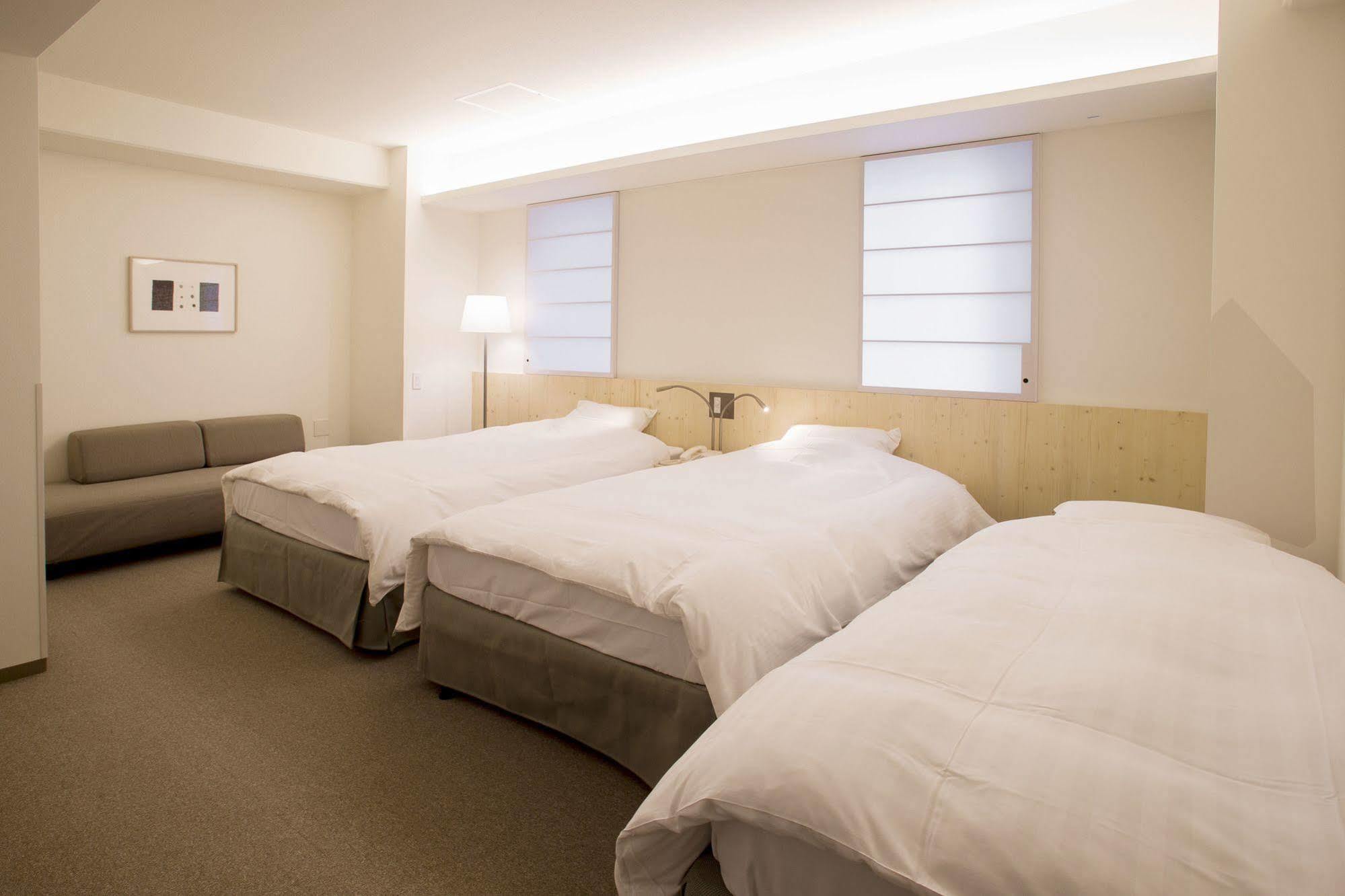 Shin Osaka Station Hotel Annex Buitenkant foto