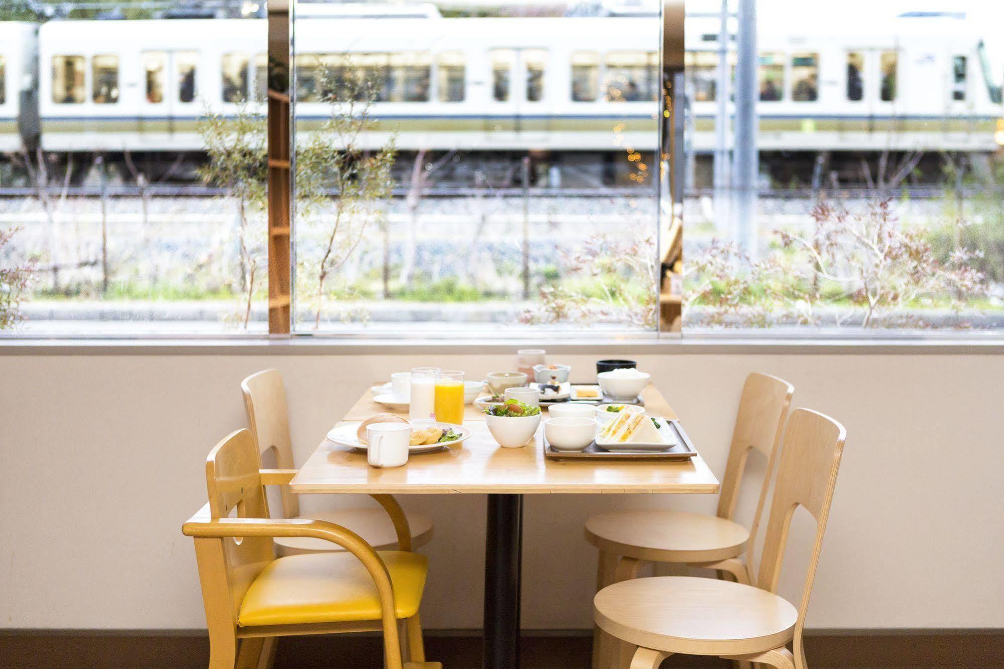 Shin Osaka Station Hotel Annex Buitenkant foto